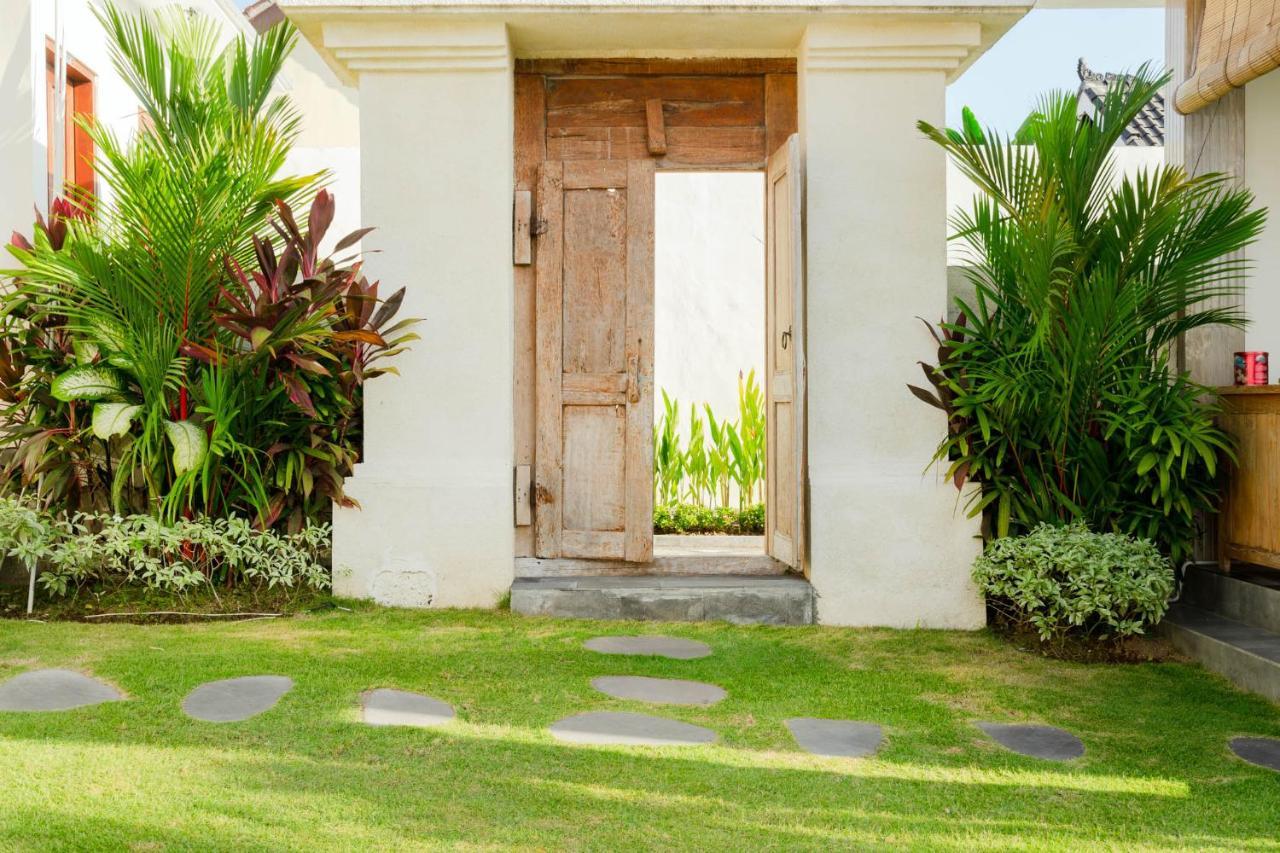 Rara Guesthouse Canggu Esterno foto