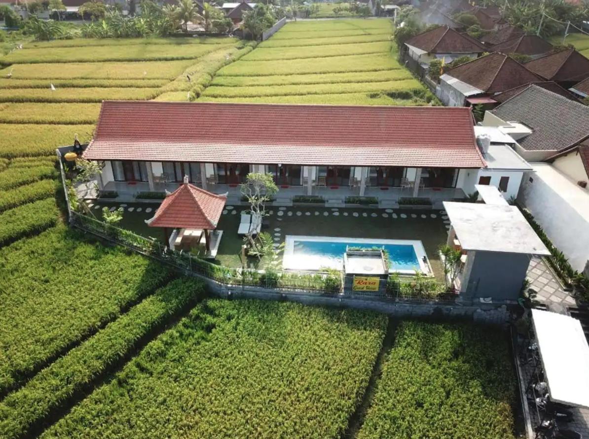 Rara Guesthouse Canggu Esterno foto